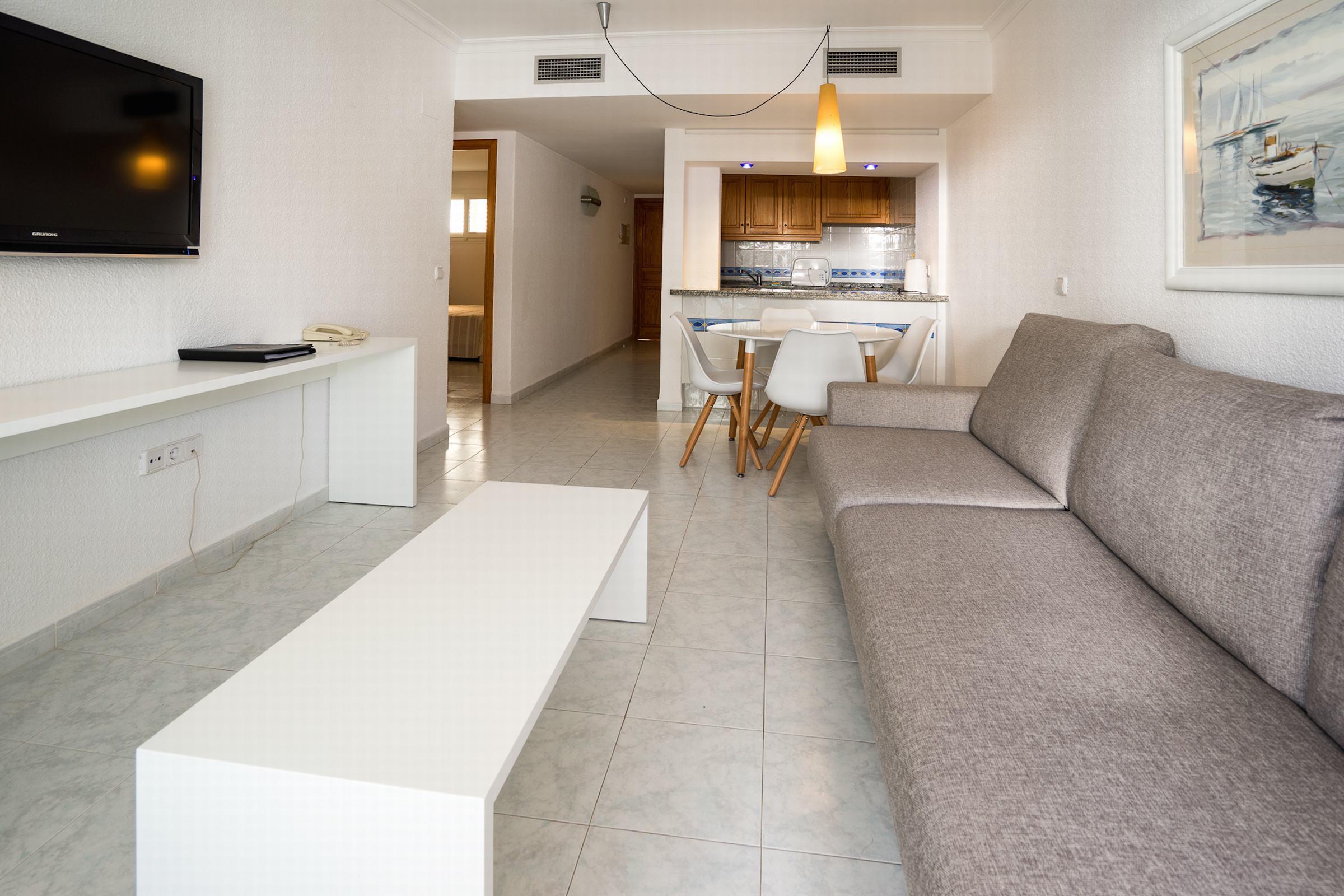 Aparthotel Duquesa Playa Santa Eularia des Riu Eksteriør bilde