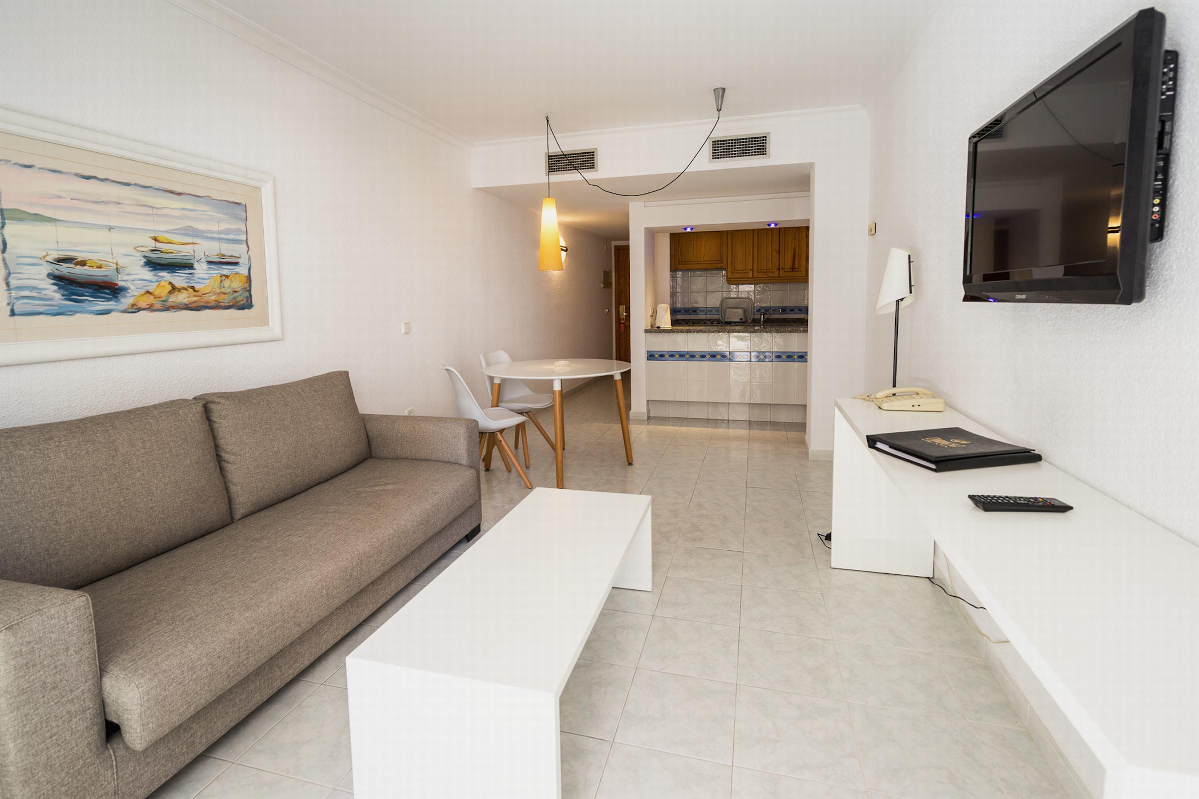 Aparthotel Duquesa Playa Santa Eularia des Riu Eksteriør bilde