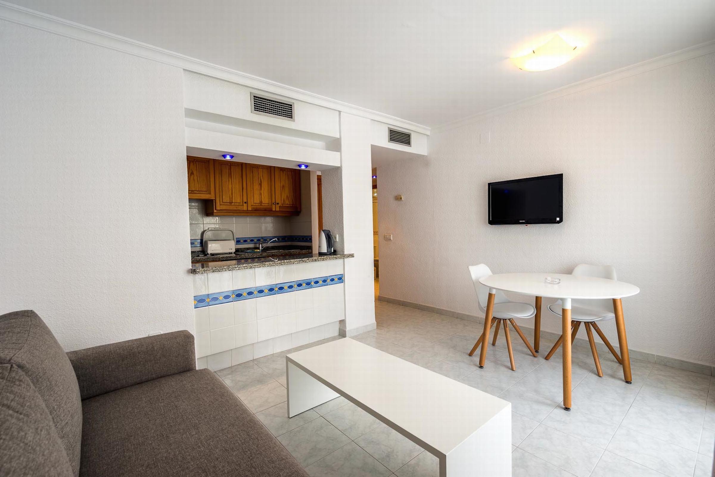 Aparthotel Duquesa Playa Santa Eularia des Riu Eksteriør bilde
