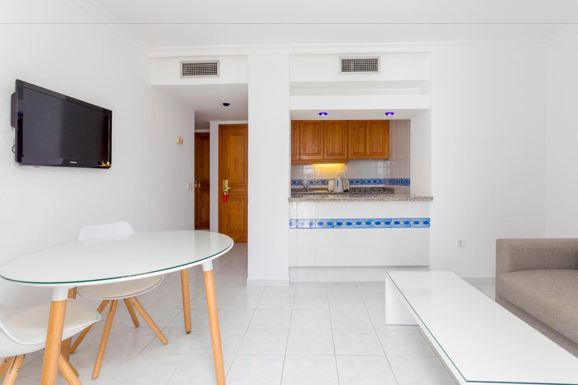 Aparthotel Duquesa Playa Santa Eularia des Riu Eksteriør bilde