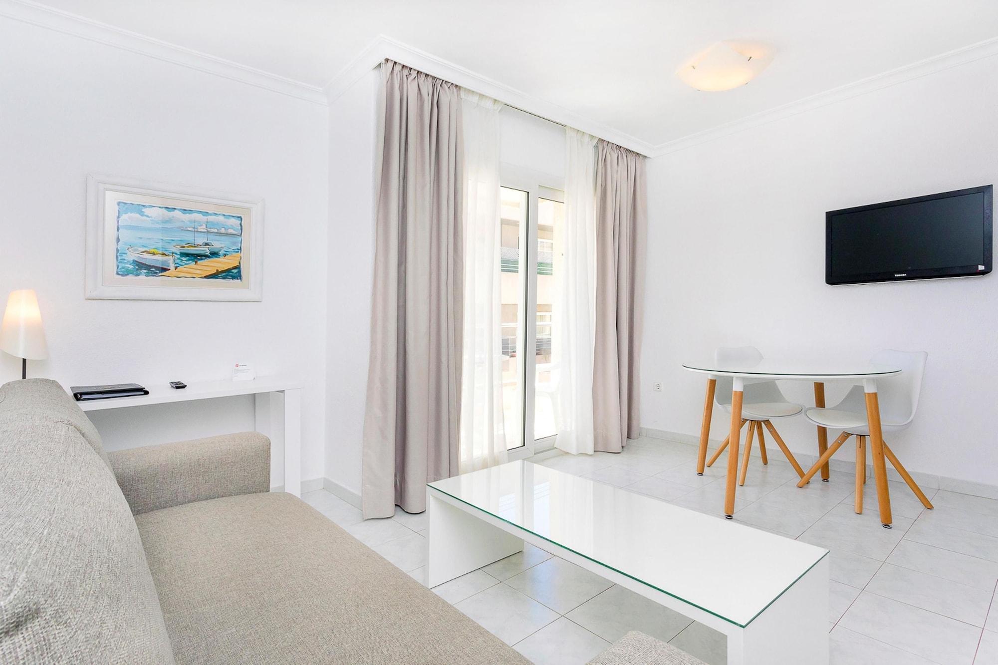 Aparthotel Duquesa Playa Santa Eularia des Riu Eksteriør bilde