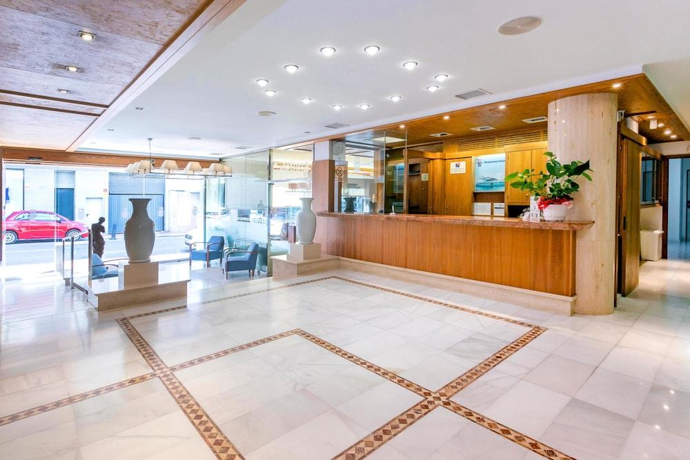 Aparthotel Duquesa Playa Santa Eularia des Riu Eksteriør bilde
