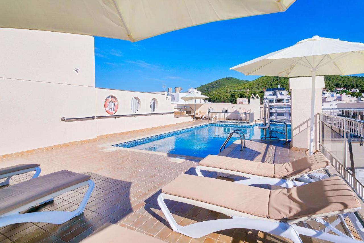 Aparthotel Duquesa Playa Santa Eularia des Riu Eksteriør bilde