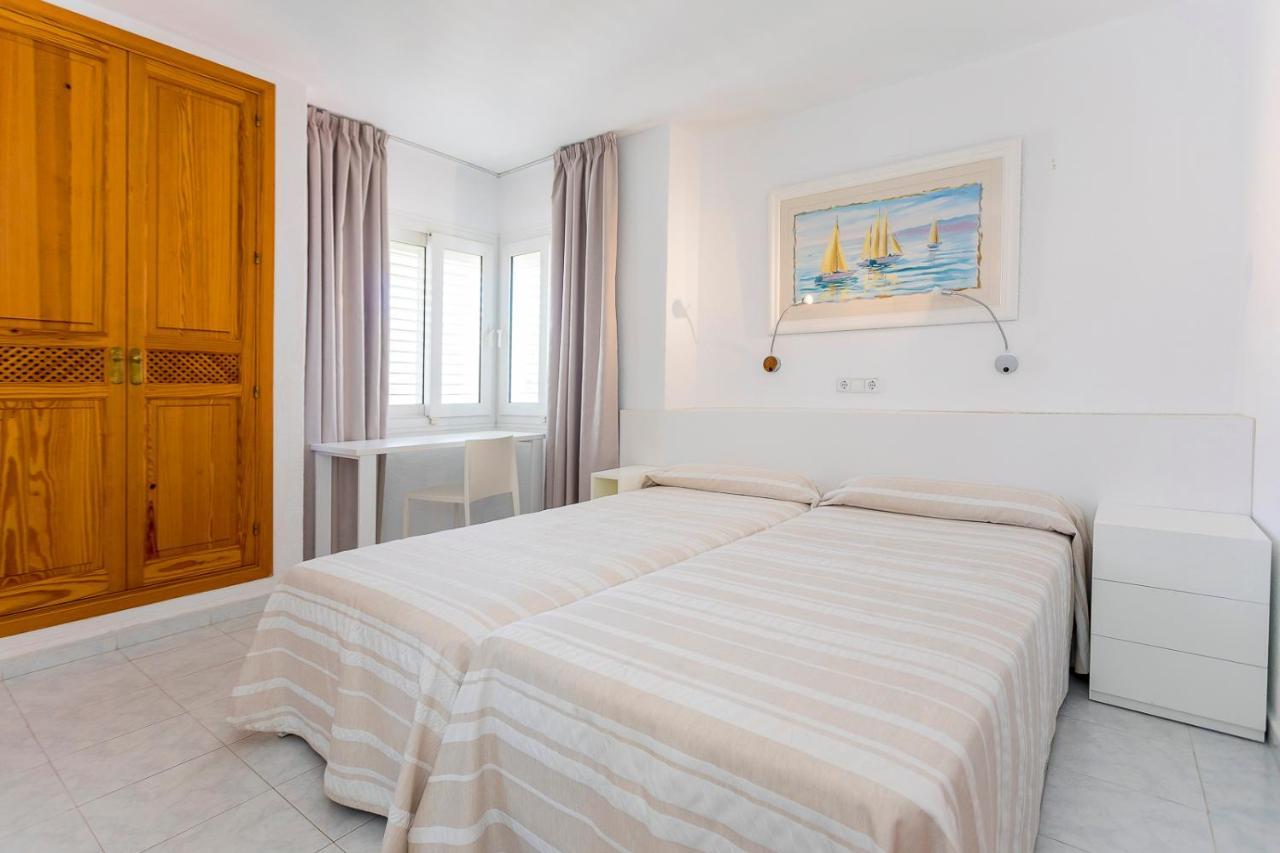 Aparthotel Duquesa Playa Santa Eularia des Riu Eksteriør bilde