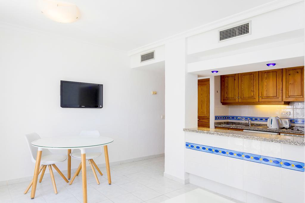 Aparthotel Duquesa Playa Santa Eularia des Riu Eksteriør bilde