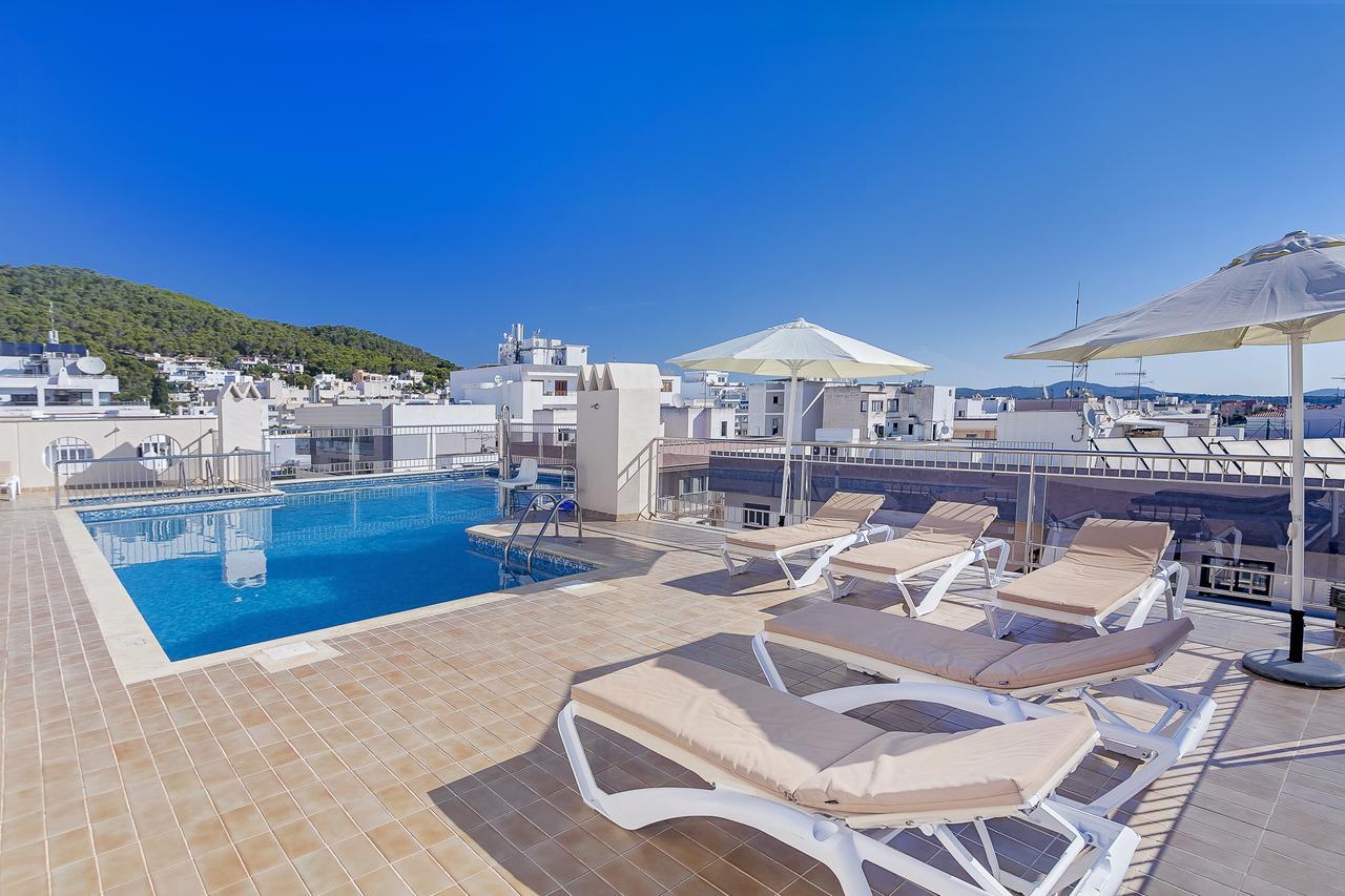 Aparthotel Duquesa Playa Santa Eularia des Riu Eksteriør bilde