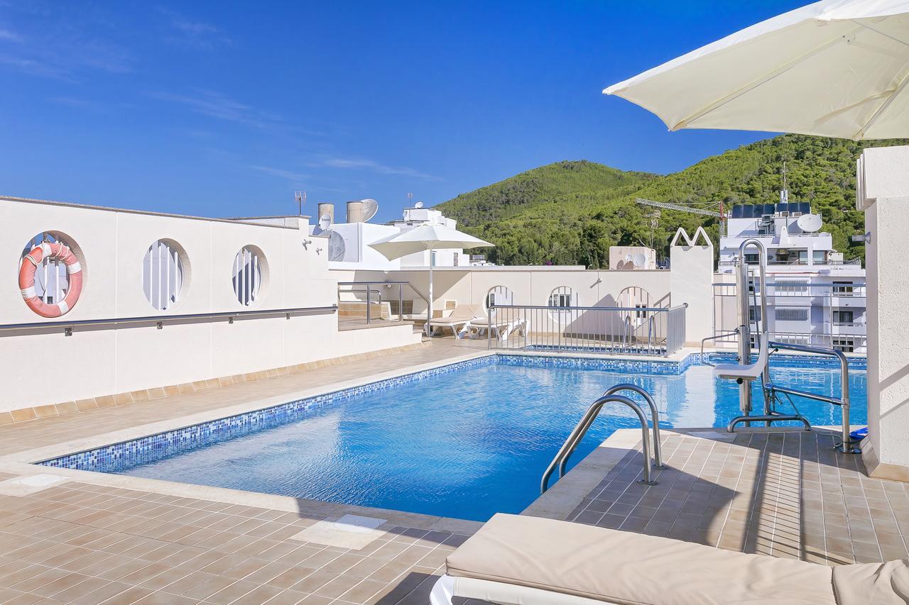 Aparthotel Duquesa Playa Santa Eularia des Riu Eksteriør bilde