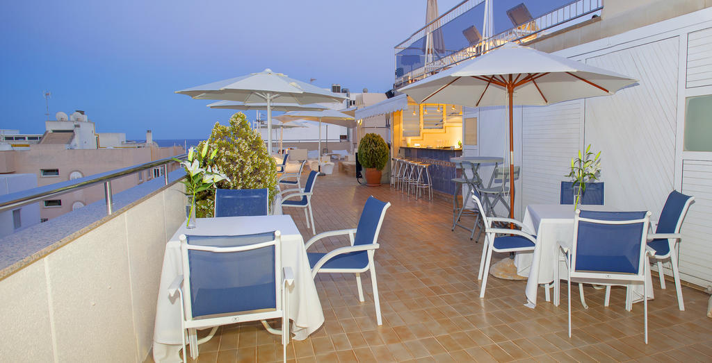 Aparthotel Duquesa Playa Santa Eularia des Riu Eksteriør bilde